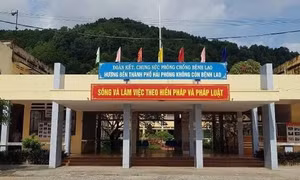Hải Phòng: Nhân viên y tế tố phải nộp 4 triệu đồng kèm hồ sơ xét duyệt bậc lương 