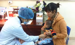 Những sai lầm dễ khiến trẻ bị bệnh hô hấp trong thời tiết lạnh