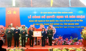 Công bố quyết định và đón nhận Bằng xếp hạng quốc gia Khu di tích lịch sử Pò Hèn