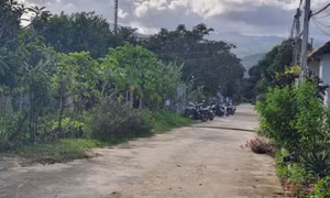 Phát hiện cha ôm con tử vong dưới giếng