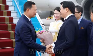 Thủ tướng Vương quốc Campuchia Hun Manet đến Hà Nội, bắt đầu thăm chính thức Việt Nam