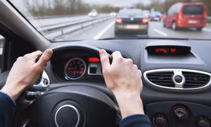 Những tính năng trên ô tô giúp giảm nguy cơ mất an toàn