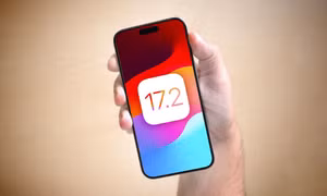 Apple ra iOS 17.2, sửa lỗi sạc iPhone trên ôtô