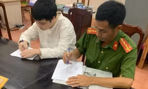 Phát hiện đối tượng chuyên lừa tình, tiền mẹ đơn thân