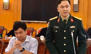 Nhóm cựu sĩ quan quân y bị cáo buộc nhận 7 tỉ đồng từ Việt Á