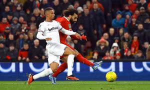 Liverpool thắng đậm để vào bán kết Cup Liên đoàn