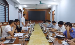 Gỡ khó trong thực hiện án hành chính