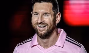 Messi nhận vinh dự chưa từng có tại Mỹ