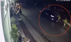 Danh tính nam thanh niên trốn kiểm tra nồng độ cồn, lái ô tô tông văng 2 CSGT