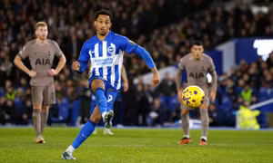Tottenham thua đậm Brighton
