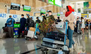 Giá vé máy bay Tết ‘trên trời’, hàng không gấp rút thuê máy bay