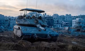 Xe tăng Israel tiến vào thành trì Hamas ở Nam Gaza