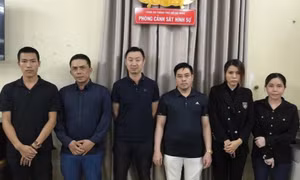 Thu giữ 21 tỷ đồng tại nhà ông trùm đường dây mại dâm cao cấp, tuyển 200 tiếp viên phục vụ khách