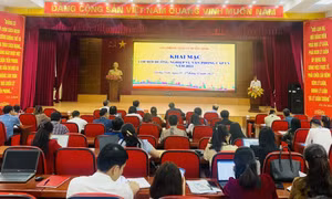 Khai giảng lớp bồi dưỡng nghiệp vụ công tác Văn phòng cấp ủy