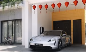 Triệu hồi xe điện Porsche Taycan tại Việt Nam để kiểm tra pin