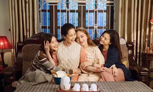 Phim Việt giờ vàng ảm đạm