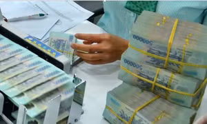 Lãi suất tiết kiệm tăng nóng, có ngân hàng vọt mốc 7,55%