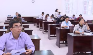 Điều kiện thi nâng ngạch với công chức tuyển dụng theo thu hút nhân tài