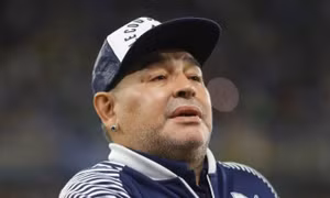 Tám người chăm sóc Maradona bị buộc tội giết người