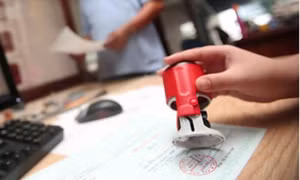 Cảnh giác thủ đoạn sử dụng con dấu, tài liệu giả để lừa doanh nghiệp