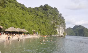“Không phát triển nóng, làm ảnh hưởng tới môi trường, sức tải và tài nguyên du lịch di sản”