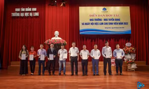 Đại học Hạ Long tổ chức diễn đàn Nhà trường - Nhà tuyển dụng và Ngày hội việc làm cho sinh viên 2022