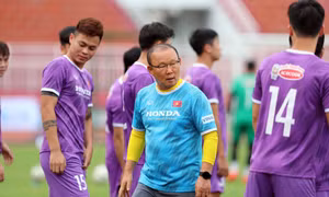 Gia hạn hợp đồng, thầy Park muốn VFF có... mặn mà