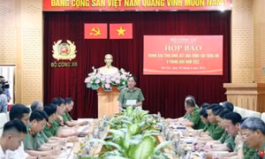 Vụ án tại Cục Lãnh sự: Nhận hàng chục tỷ đồng và hàng trăm nghìn USD
