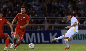 Tuyển Việt Nam tụt một bậc trên BXH FIFA