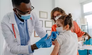 Mỹ sắp triển khai tiêm vaccine phòng COVID-19 cho trẻ từ 6 tháng đến 5 tuổi