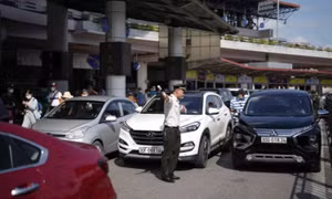 Sân bay Nội Bài quá tải