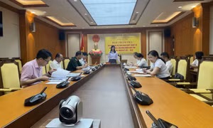 Ban Pháp chế HĐND tỉnh thẩm tra báo cáo của Tòa án nhân dân tỉnh và Cục Thi hành án dân sự tỉnh 