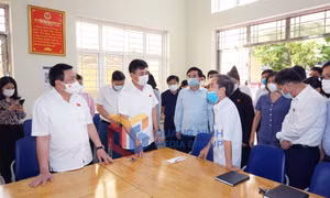 Đoàn ĐBQH tỉnh giám sát công tác phòng chống dịch Covid-19 tại Cẩm Phả, tháng 9-2021