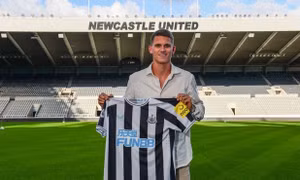 Newcastle công bố tân binh trị giá 37 triệu euro