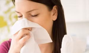 Bệnh lý tai mũi họng nào thường gặp khi vào hè?