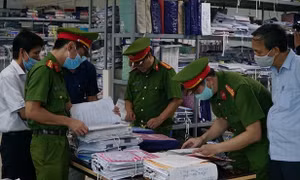 Vụ kê khống 353 mộ giả: Thêm 3 chuyên viên bị khởi tố
