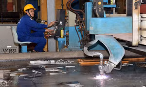 Xây dựng kịch bản tăng trưởng phù hợp tình hình mới