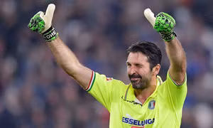 Buffon trở lại Parma để đến World Cup