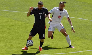MU mua Phillips, Chelsea chốt Pjanic