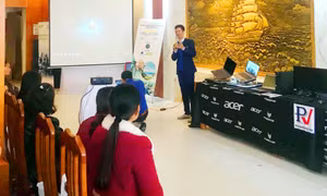 "Chuyển đổi số là việc cần làm để tăng thêm sức mạnh cho du lịch Quảng Ninh"