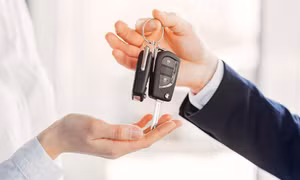Khóa cửa ô tô hiện nay có cấu tạo như thế nào?