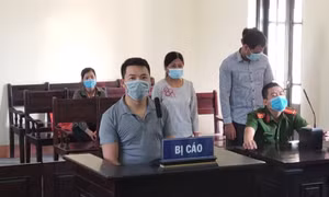 Lĩnh 2 năm tù vì tấn công học viên Học viện Cảnh sát tại chốt kiểm dịch