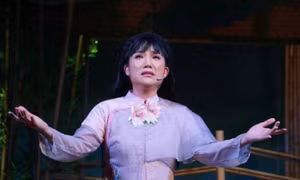 Cát Tường đóng cửa sân khấu kịch