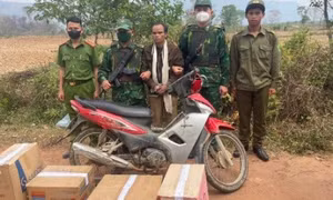 Bắt người đàn ông vận chuyển trái phép thuốc nổ