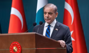 Pakistan trục xuất loạt quan chức, đóng không phận với Ấn Độ