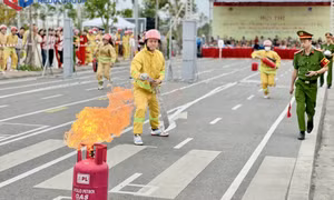 Hội thi Báo cháy 114 và nghiệp vụ chữa cháy, cứu nạn cứu hộ tại KCN Đông Mai