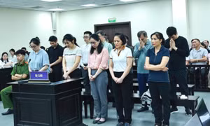Ông chủ vàng Phú Cường bị tuyên hơn 14 năm tù do chuyển lậu 9.500 tỷ đồng