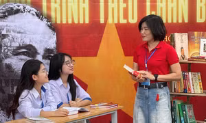Trường THPT Hòn Gai hưởng ứng Ngày sách và văn hoá đọc Việt Nam