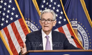 Lý do Tổng thống Trump bỏ ý định sa thải Chủ tịch Fed và muốn giảm thuế cho Trung Quốc