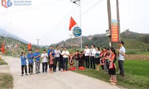 Khánh thành công trình “Thắp sáng đường quê” tại xã Dực Yên và Quảng Lâm (Đầm Hà)